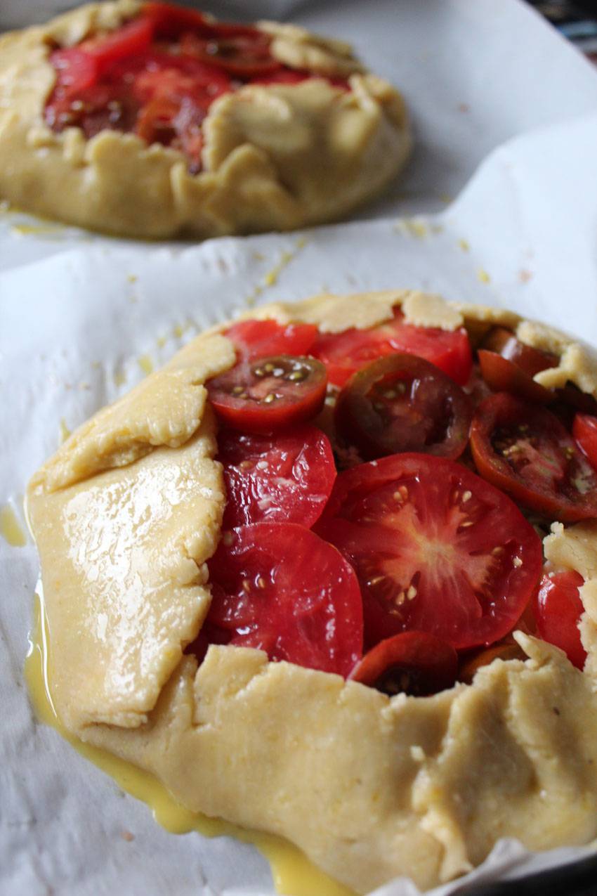 Indigenous Peoples Day: Tomato and Corn Crostata | Runaway Apricot