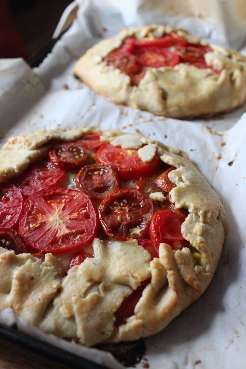 Indigenous Peoples Day: Tomato and Corn Crostata | Runaway Apricot