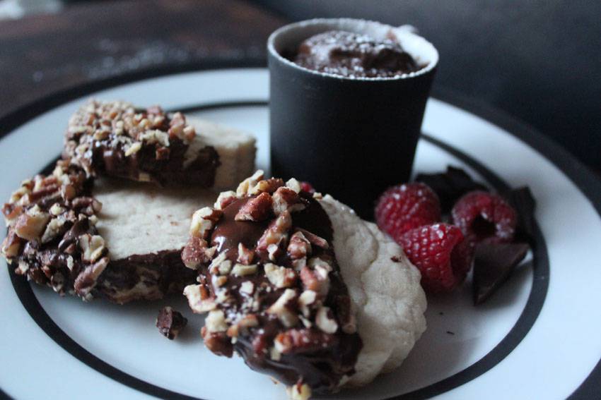 #2Ways2Percent - Spicy Chocolate- and- Pecan-Dipped Shortbread Cookies + Chocolate Avocado Mousse | Runaway Apricot