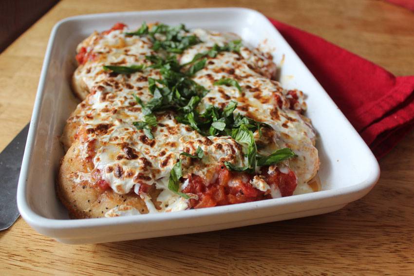 Chicken with Tomato and Mozzarella | Runaway Apricot