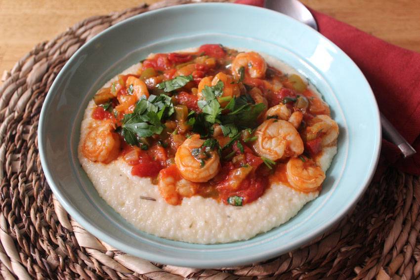 Shrimp Creole and Cheddar Grits | Runaway Apricot