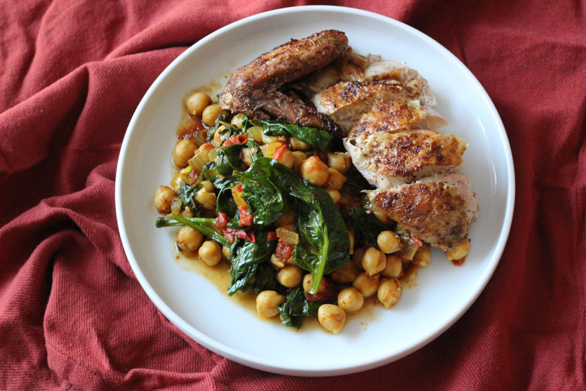 Spicy Chickpeas with Tomatoes and Spinach | Runaway Apricot
