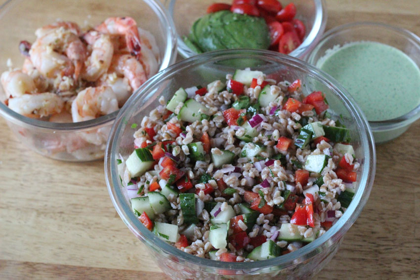 Farro Salad with Cucumber and Red Pepper - Super Healthy Meal Prep