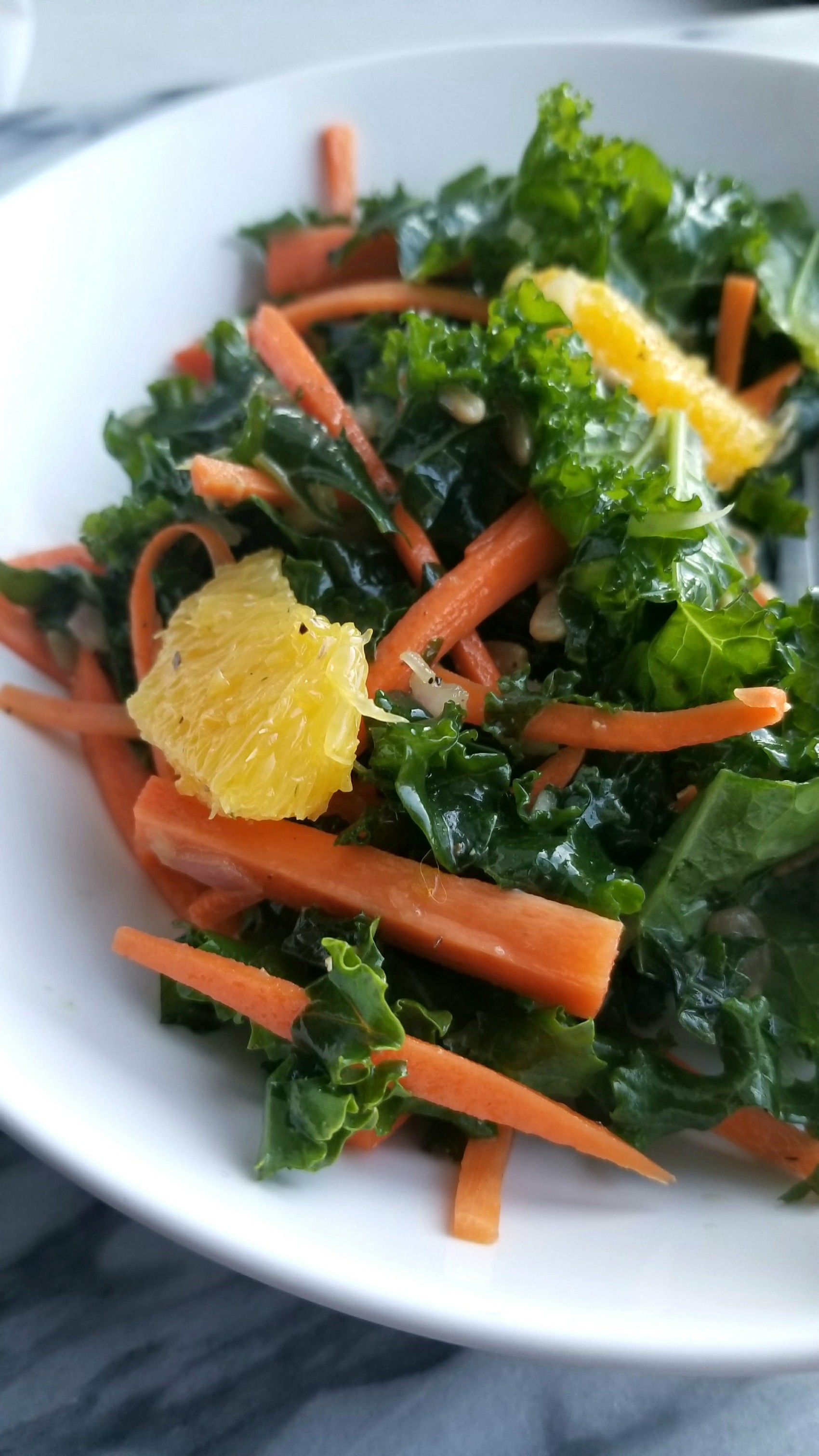 Kale Salad with Oranges, Carrots and Sunflower Seeds